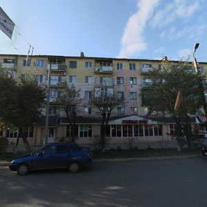 Элиста, 1-й микрорайон, 6: фото