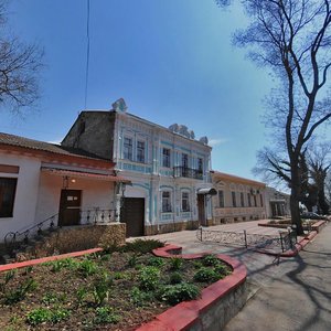 Teatralnaya Street, 35, Kerch: photo