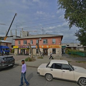 Pionerov Street, 22, Barnaul: photo