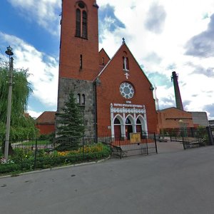 Калининград, Улица Клавы Назаровой, 24: фото