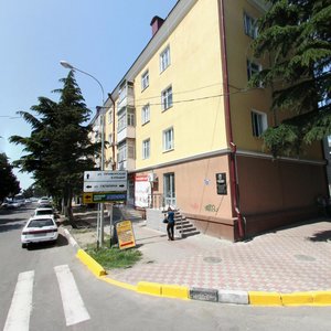 Marshala Zhukova Street, 1, Tuapse: photo