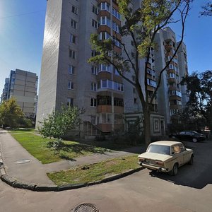 Киев, Астраханская улица, 3: фото