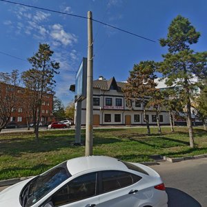 Street Kubanskaya Naberezhnaya, 1/О ، كراسنودار: صورة