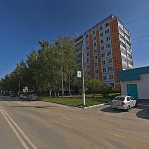 Зеленодольск, Улица Комарова, 15: фото