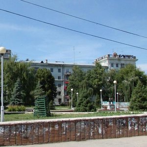 Novo-Sadovaya Street, 21, Samara: photo