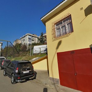 Ulitsa Makarenko, 8, Sochi: photo