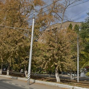 Prospekt imeni 50 let Oktyabrya, 20/32, : foto