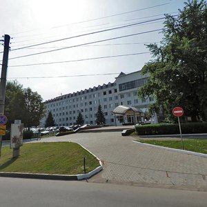 Черновцы, Улица Героев Майдана, 200А: фото