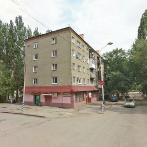 Саратов, Улица имени М.В. Ломоносова, 19: фото