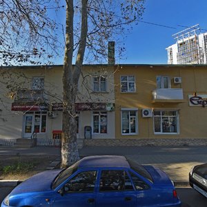 Krepostnaya ulitsa, 79, : foto