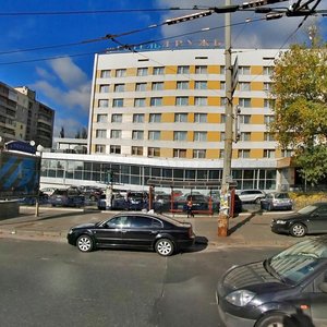 Druzhby Narodiv Boulevard, 5, Kyiv: photo