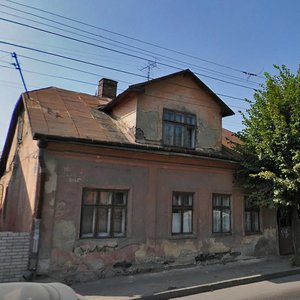 Vulytsia Heroiv Maidanu, 134, Chernivtsi: photo