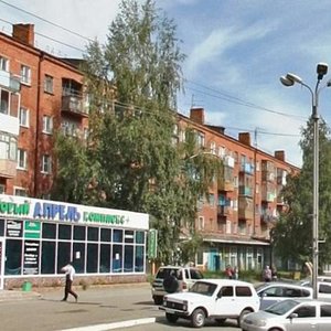 Omsk, Ulitsa 22 Aprelya, 16: foto