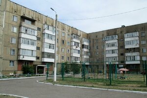 Темиртау, Улица Карла Маркса, 1: фото
