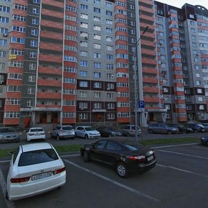 Тюмень, Улица Николая Семёнова, 31к2: фото