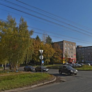 Ижевск, Улица Ворошилова, 1: фото