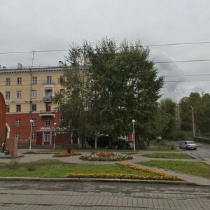Кемерово, Улица 40 лет Октября, 20: фото
