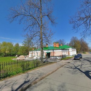 St. Petersburg Avenue, 43, Peterhof: photo