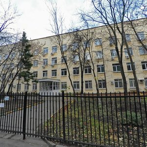 Yunnatov Street, 12, : foto