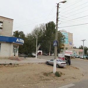 Khibinskaya Street, 4, : foto