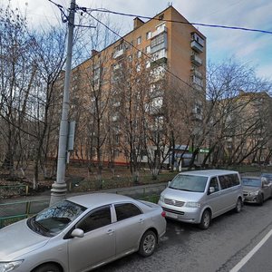 Marshala Biryuzova Street, 9, : foto