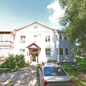 Shkolnaya Street, 9, : foto
