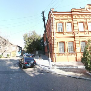 Астрахань, Улица Наташи Качуевской, 7: фото
