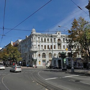 Konstytutsii Square, 12, : foto