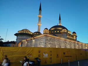 Taksim Avenue, 2B, : foto
