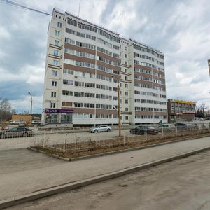 Bakinskih Komissarov Street, 109, Yekaterinburg: photo