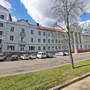 Aliega Kashavoga Street, 2, Minsk: photo