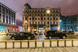 Kuznetsky Most Street, 21/5, : foto
