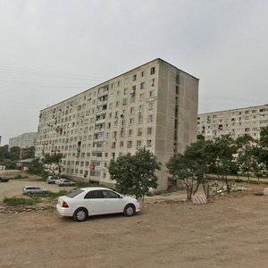 Nadibaidze Street, 32, Vladivostok: photo