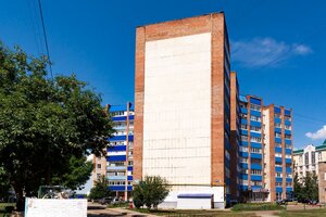 Oktyabrya Avenue, 81, : foto