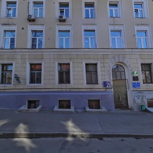 Buzheninova Street, 12, : foto