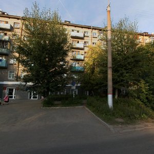 Sovetskoy Armii Street, 17, Perm: photo