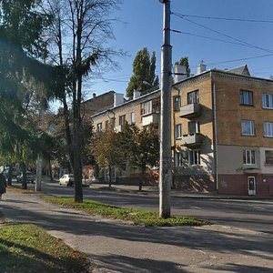 Чернигов, Улица Гетмана Полуботка, 10: фото