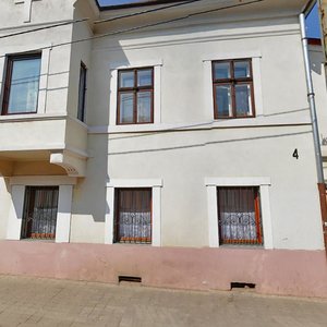 Vulytsia Betkhovena, 4, Chernivtsi: photo