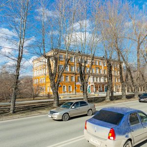 Екатеринбург, Улица Машиностроителей, 2: фото