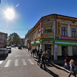 Ивано‑Франковск, Площадь Рынок, 12: фото