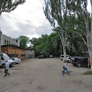 Луганск, Советская улица, 88: фото