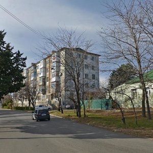 Ulitsa Krasnoy Armii, 32, : foto