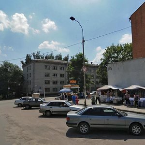 Брянск, Октябрьская улица, 18: фото