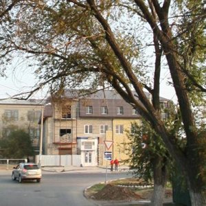 Астрахань, Улица Дзержинского, 56В: фото