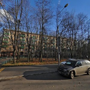 Generala Karbysheva Boulevard, 4, : foto