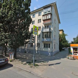 Mamina-Sibiryaka Street, 42, Yekaterinburg: photo