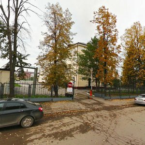 Khadi Taktasha Street, 58, Kazan: photo