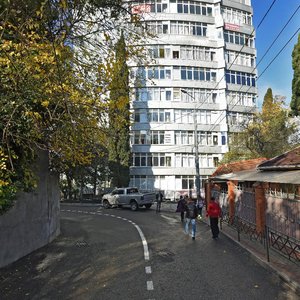 Сочи, Первомайская улица, 21: фото