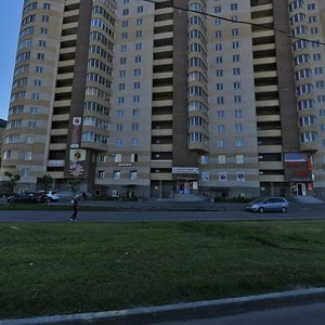 Marshala Kazakova Street, 26, : foto