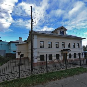 1st Zakotoroslnaya Embankment, 80, : foto